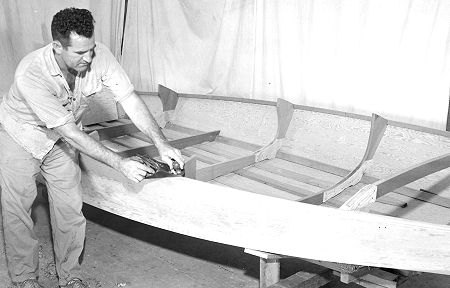 Stiletto plywood ski boat construction 23