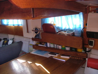 Glen-L 25: Settee Table, with Storage above and behind